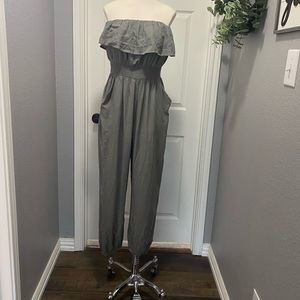 Strapless ruffle pantsuit
